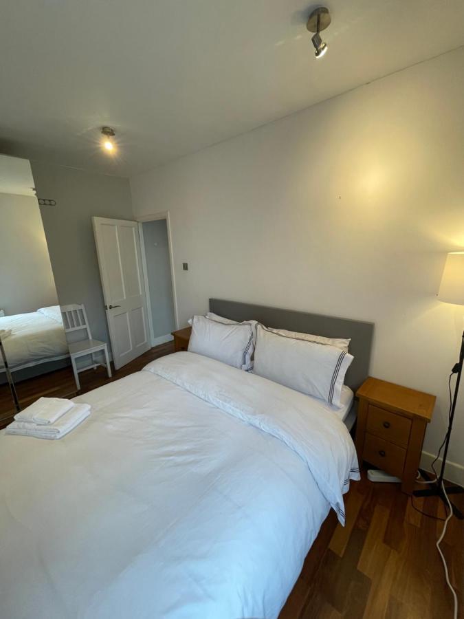 Spacious Flat Opposite The Oval London Exterior foto