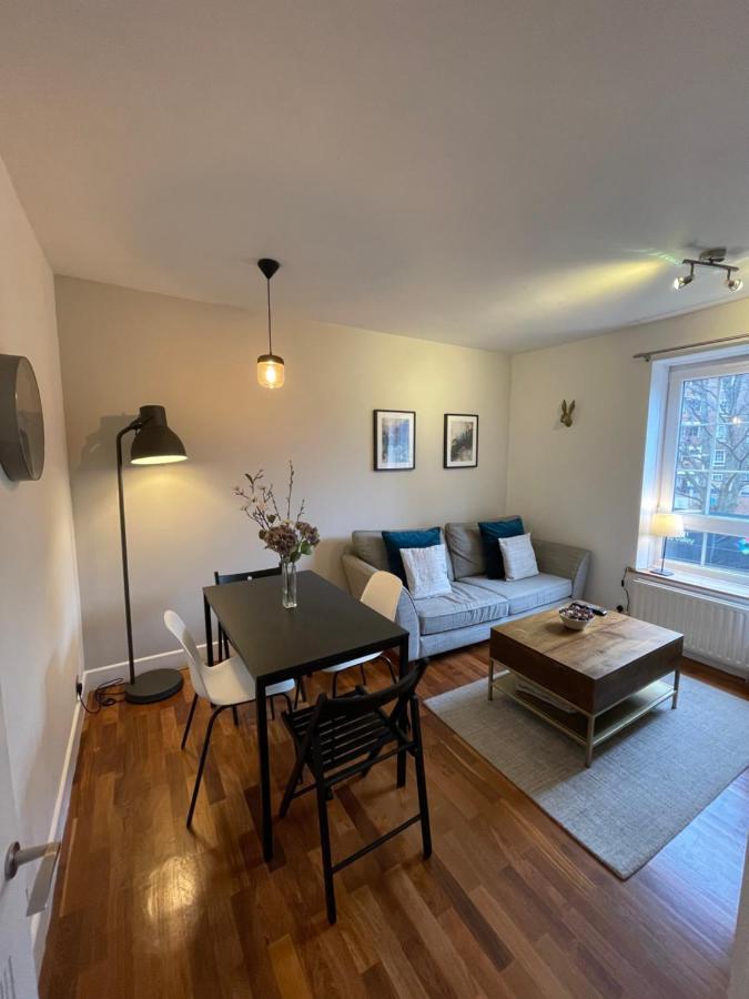 Ferienwohnung Spacious Flat Opposite The Oval London Exterior foto