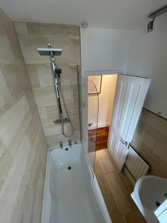 Ferienwohnung Spacious Flat Opposite The Oval London Exterior foto